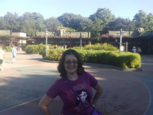 The last time I did a reading while on vacation... for a cast member at Disney's Animal Kingdom in Florida, in tandem with my BFF Elizabeth LaBarca LMT!
